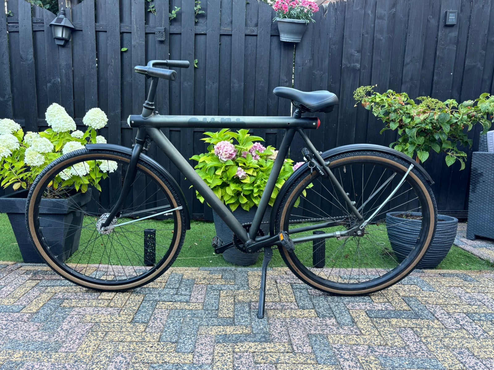 Te koop een 28 inch vanmoof NO 5 de laatste niet elektrisch, Fietsen en Brommers, 57 tot 61 cm, Ophalen, Zo goed als nieuw, Overige merken
