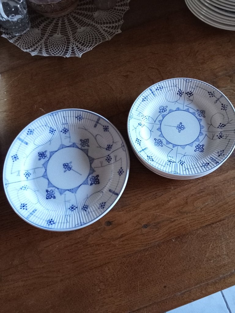 borden merk Sarreguemines saks motief, Ophalen of Verzenden