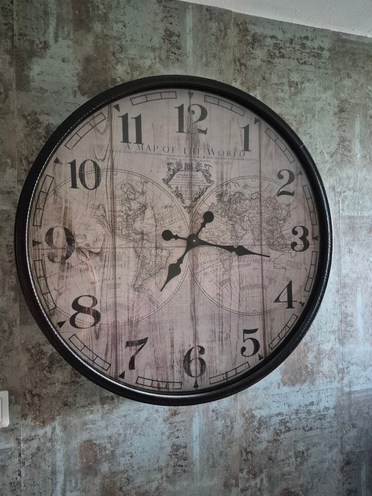 Landelijke klok 75cm, Huis en Inrichting, Woonaccessoires | Klokken, Ophalen, Zo goed als nieuw, Wandklok