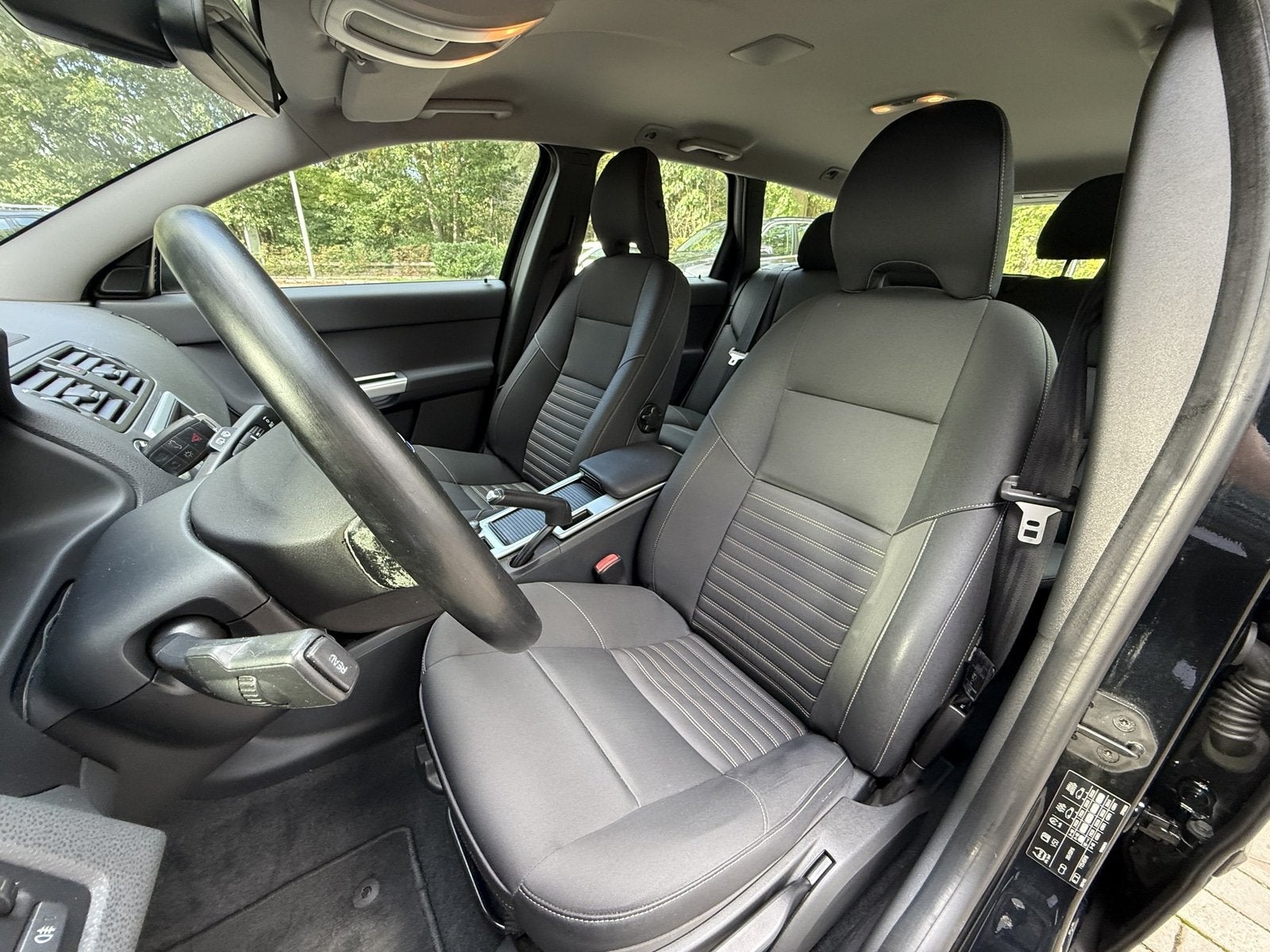 Volvo V50 2.0 Sport 1e eigenaar | Volvo dealer onderhouden |, Auto's, 13 km/l, Stof, Gebruikt, Zwart