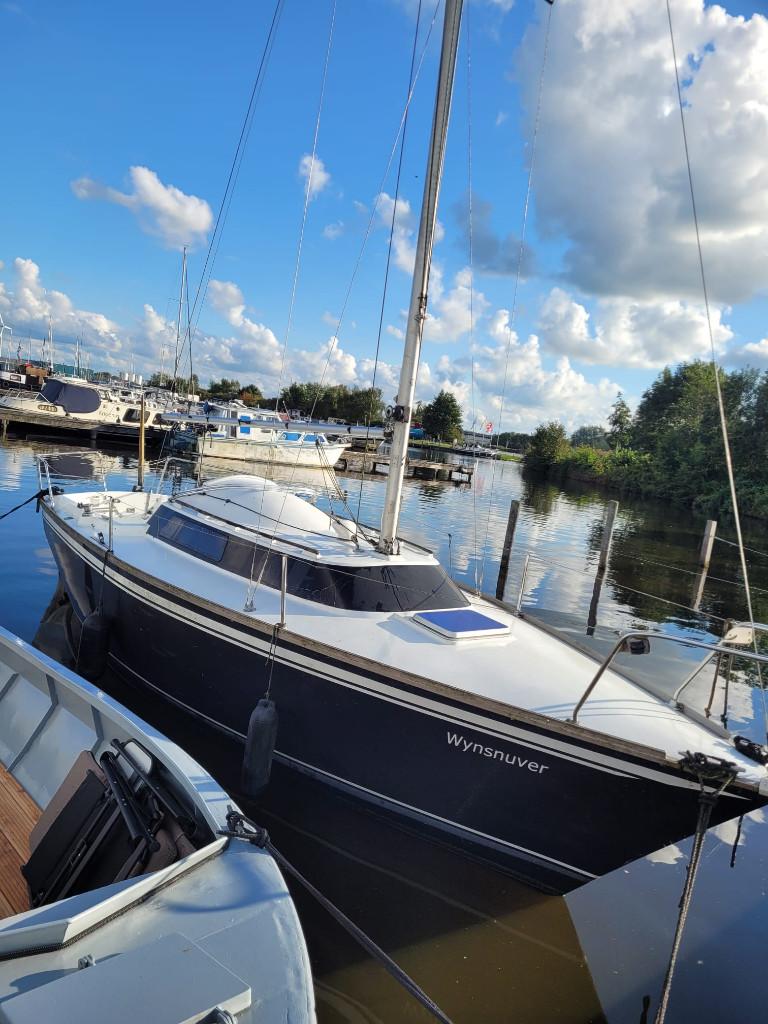 Dufour 24 zeilboot Optioneel buitenboordmotor, Watersport en Boten, Motorboten en Motorjachten, Ophalen, Gebruikt, Buitenboordmotor