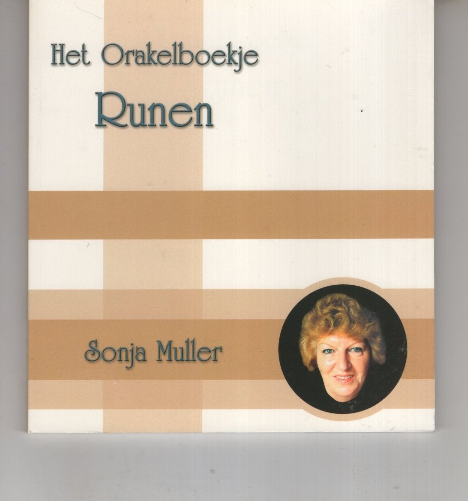 Het orakelboekje runen & Runen de weg naar binnen Sonja Mull, Ophalen of Verzenden, Zo goed als nieuw, Spiritualiteit algemeen
