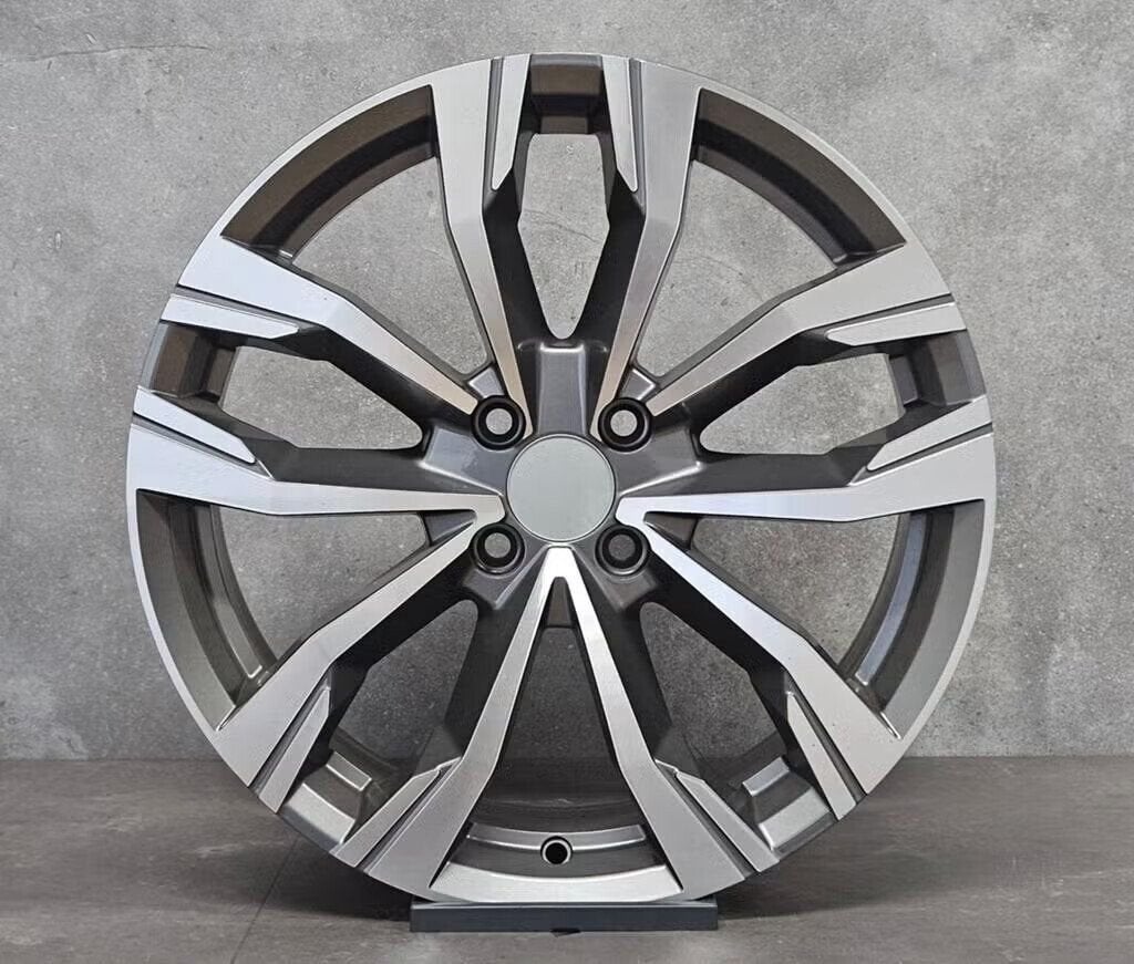 NIEUW 17" DMR747 Velgen 4x100 Pastop Renault Clio, Auto-onderdelen, Banden en Velgen, -, -, Banden en Velgen, Nieuw
