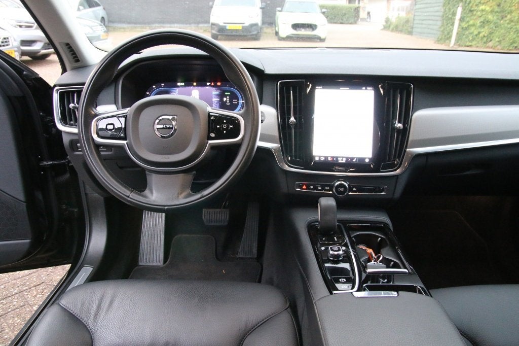 Volvo V90 2.0 T8 AWD Inscription (bj 2022, automaat), Auto's, Volvo, 12 maanden, Zwart, 4 cilinders, Zwart