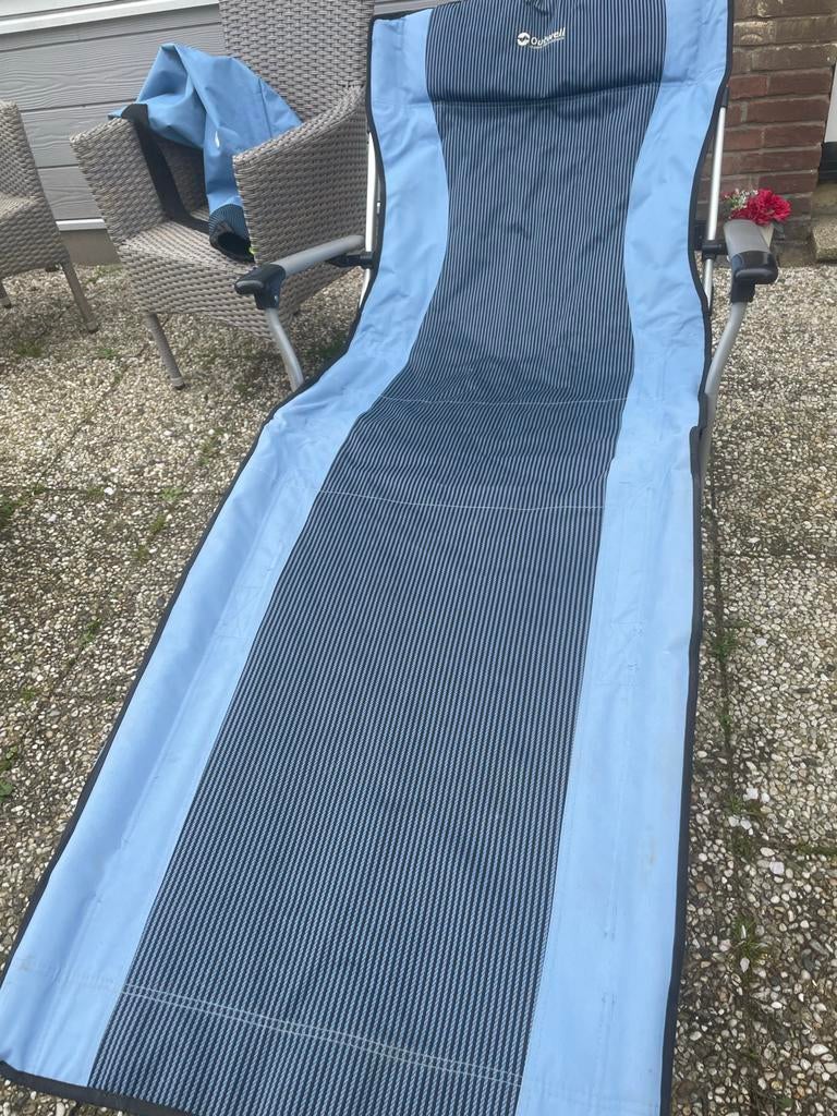 Outwell Inklapbaar Ligbed / Ligstoel met Draagtas, Ophalen of Verzenden, Gebruikt, Campingstoel