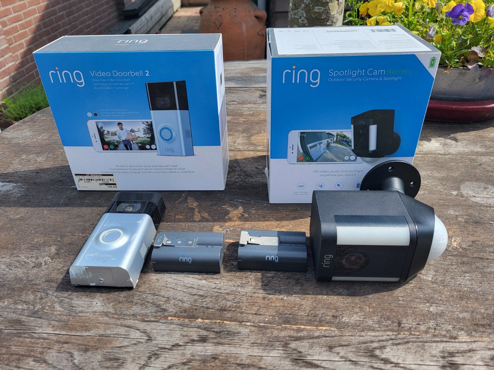 Ring Video Deurbel 2 en Spotlight Cam Batterij Set, Ophalen of Verzenden, Gebruikt, Buitencamera