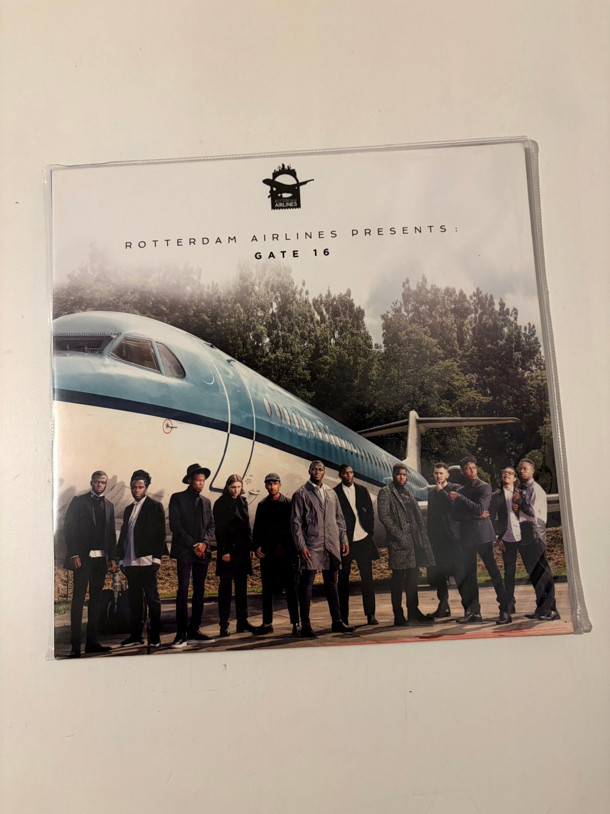 Gesigneerde Rotterdam Airlines - Gate 16 vinyl lp, Ophalen of Verzenden, Zo goed als nieuw, 12 inch