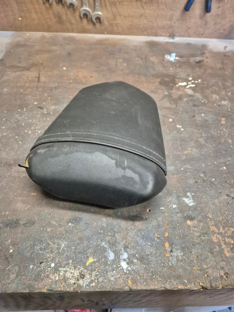 Buddyseat Yamaha R1 04-06 - Met schade, Motoren, Ophalen of Verzenden, Gebruikt
