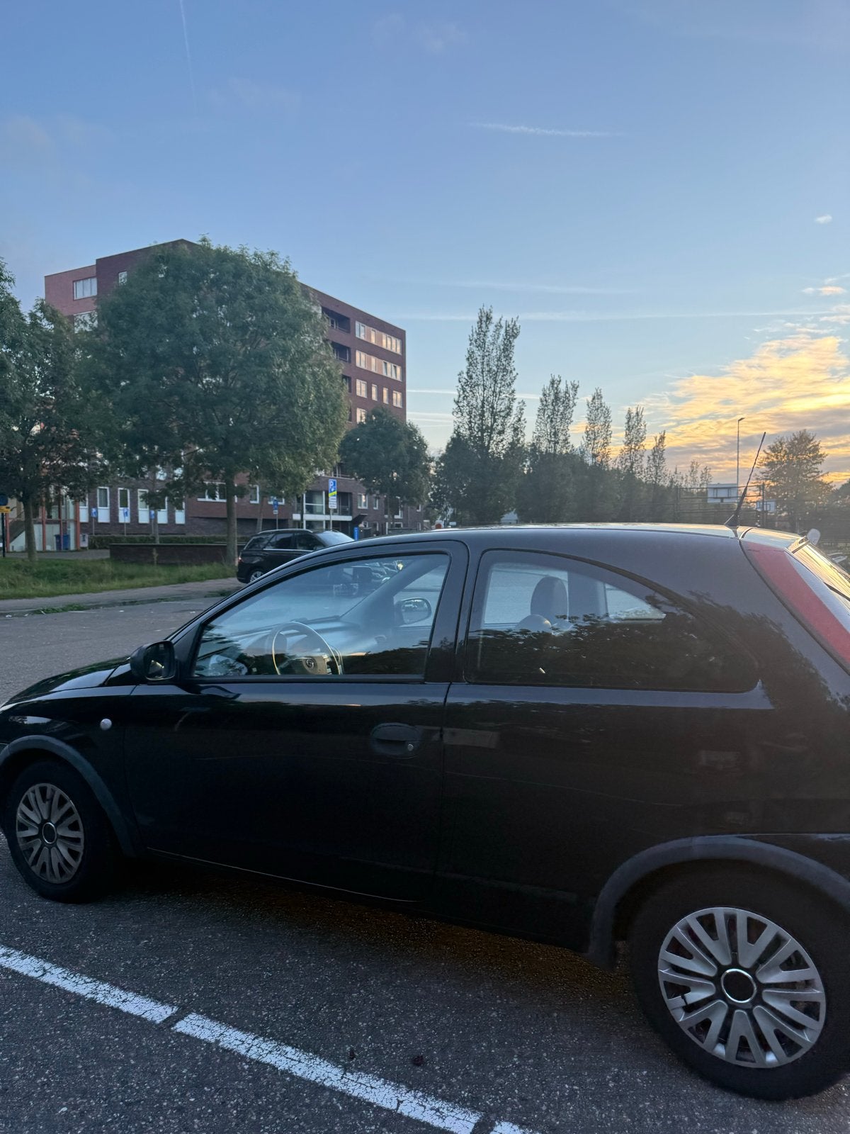 Foto 11 van Opel Corsa 1.2 Twinport | 2e eigenaar | Airco | APK 06-2027