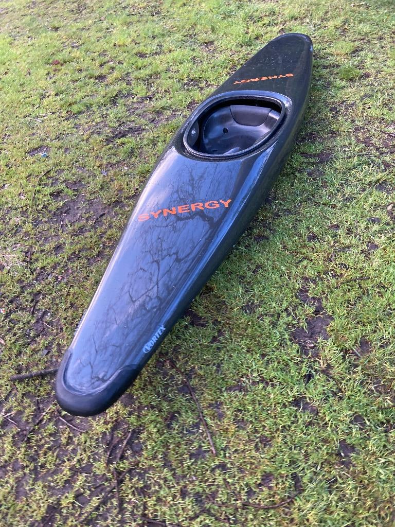 Vortex polo kano pro-carbon LARGE, Ophalen, Vortex kayaks, Kajak, De sleutel 6 eindhoven