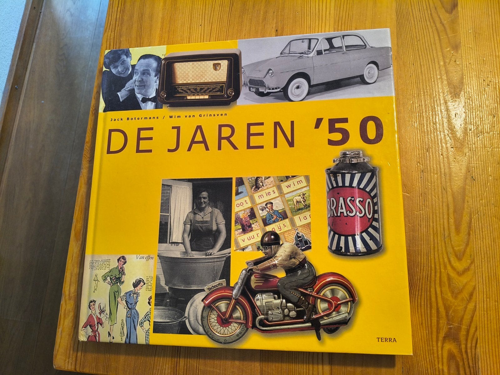 Boek De Jaren '50 - Nostalgische Terugblik, Ophalen of Verzenden, 20e eeuw of later, Zo goed als nieuw, Jack Botermans en Wim van Grinsven