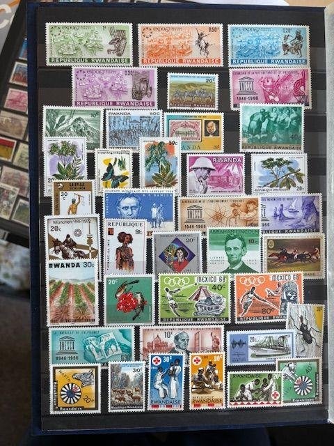 postzegels Rwanda, Verzenden, Overige landen, Postfris