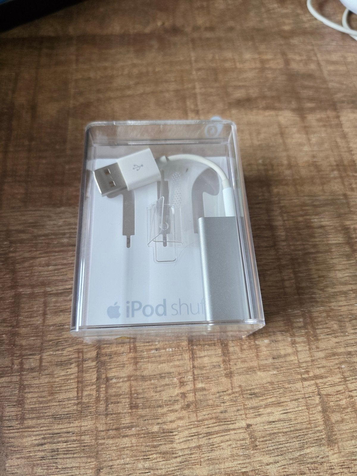 Apple iPod Shuffle (zilver) 2GB zonder oordoppen, Audio, Tv en Foto, Ophalen, Gebruikt, Shuffle, Zilver