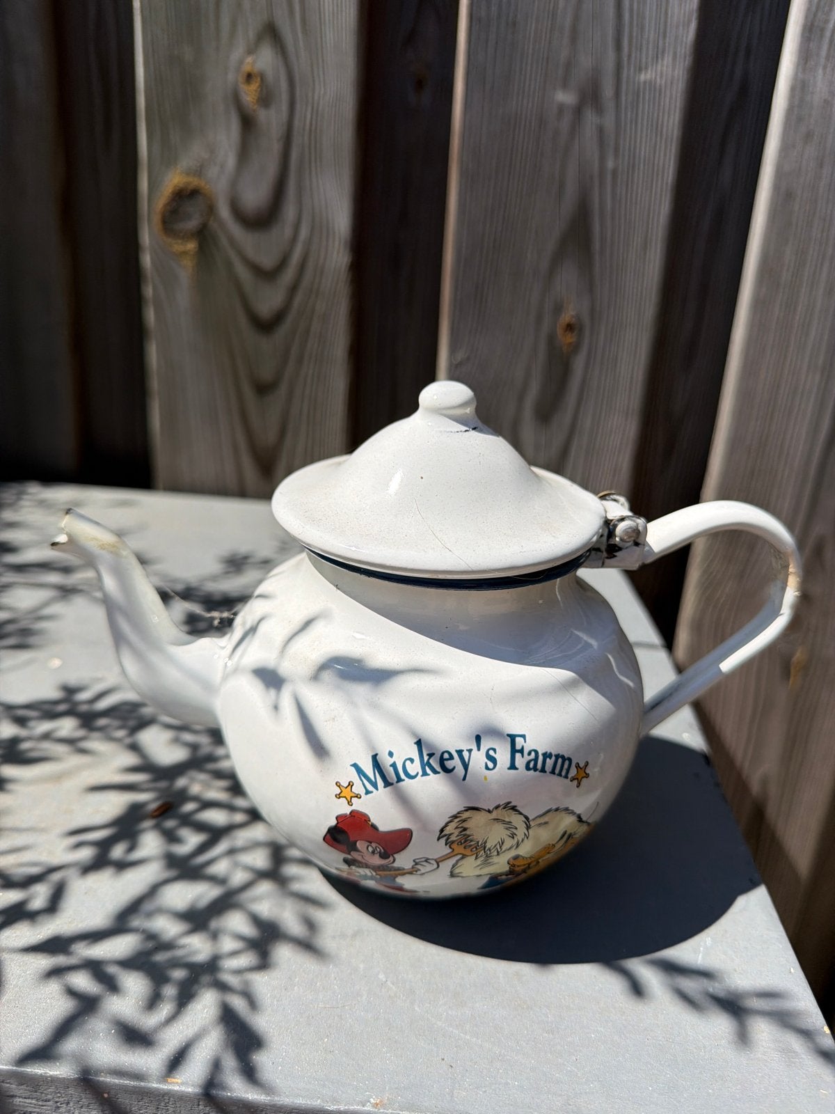 Vintage Disney Mickey's Farm emaille theepot, Ophalen