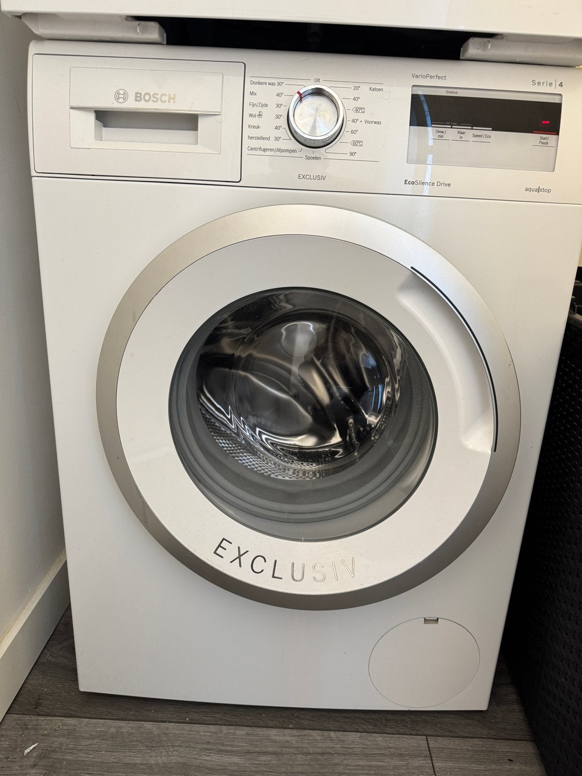 Bosch Serie 4 Exclusiv VarioPerfect Wasmachine 1400 rpm