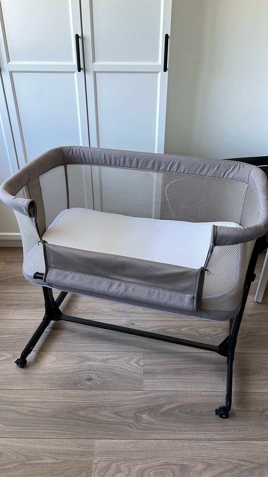 Co-Sleeper Novi Kyra Air+ Hazel Melange, Ophalen, Zo goed als nieuw, Wieg