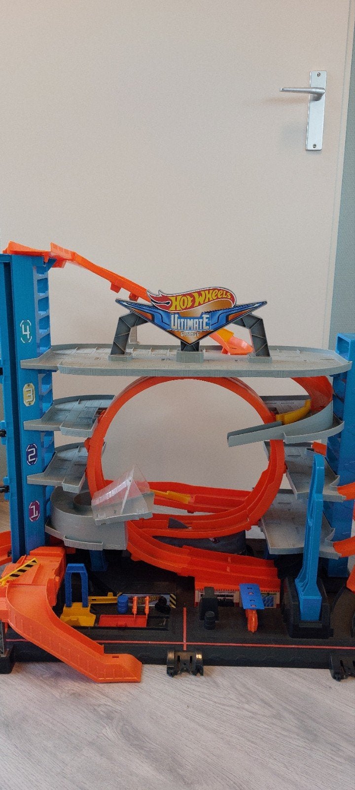 Hot Wheels ultimate garage, Ophalen, Gebruikt, Handmatig, Hot Wheels