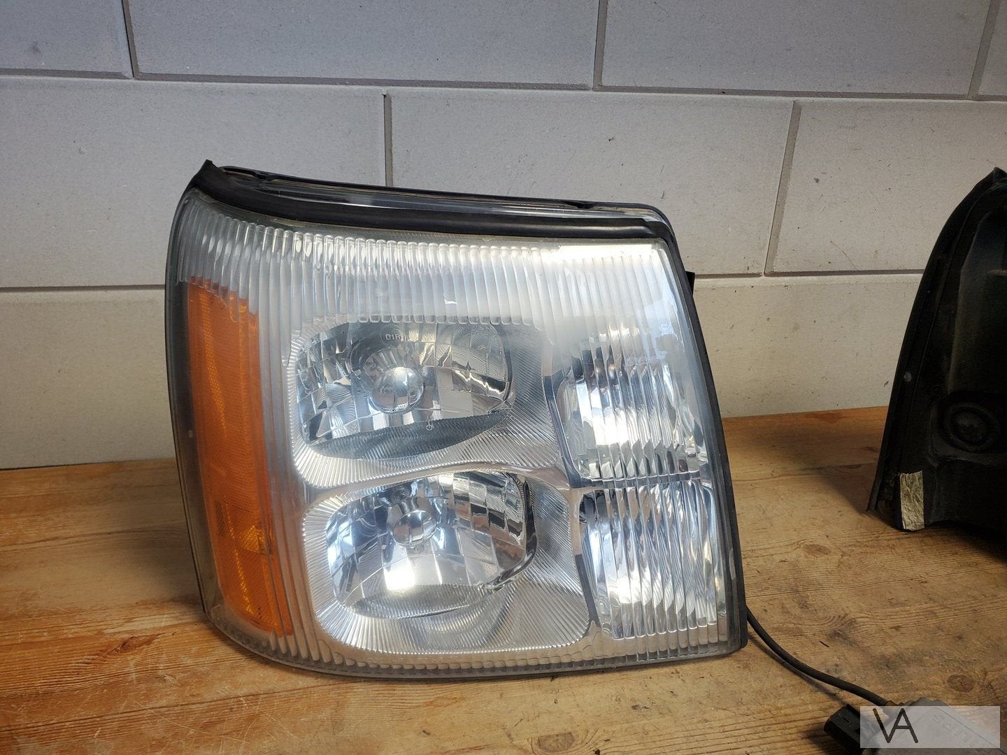 Cadillac Escalade 2002 - 2007 koplamp rechts XENON €350, Auto-onderdelen, Verlichting, Cadillac, Gebruikt, -, -