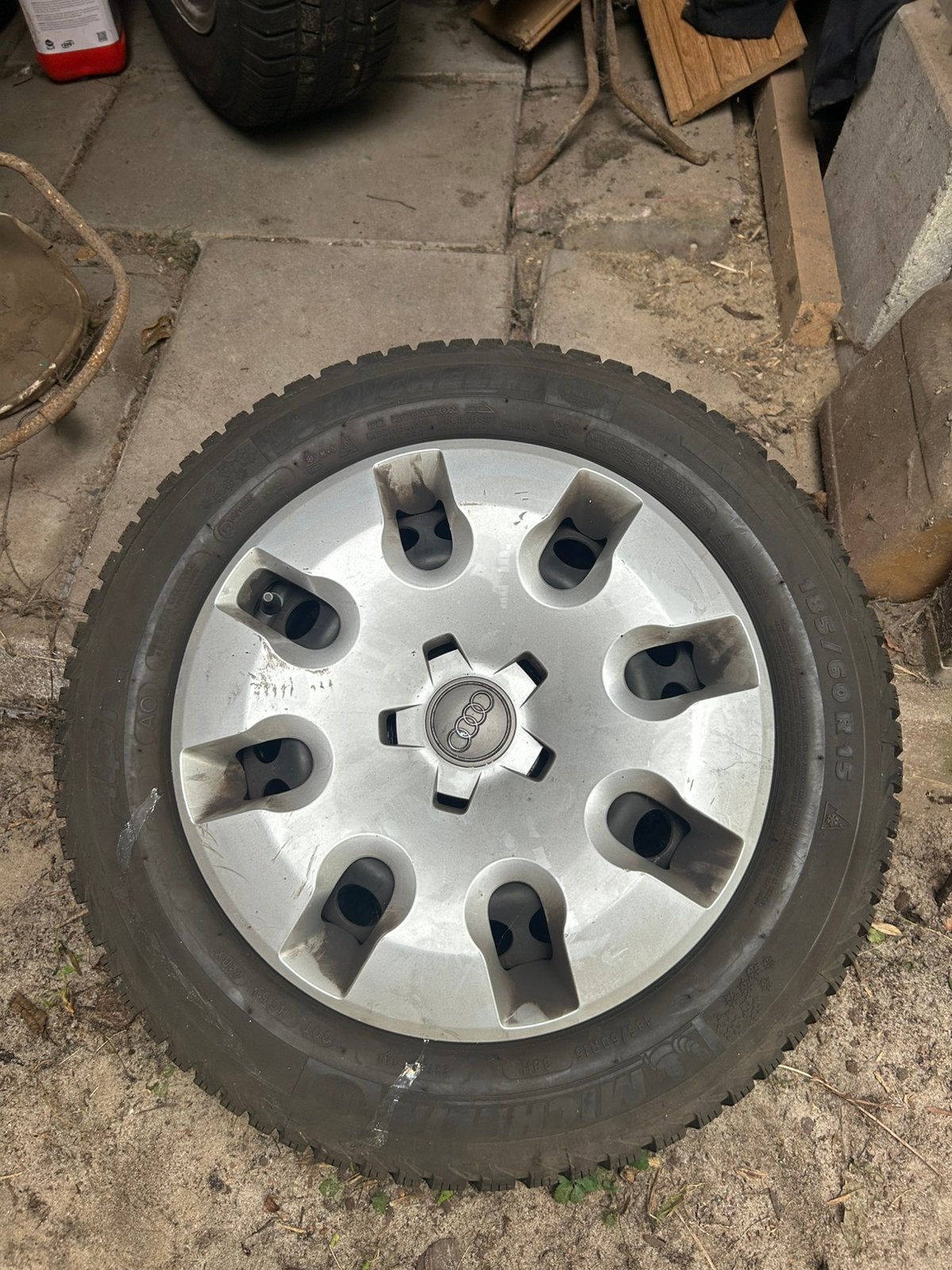 4x Michelin winterbanden 185/60 R15 met Audi-velgen, Ophalen, Gebruikt, 15 inch, Band(en)