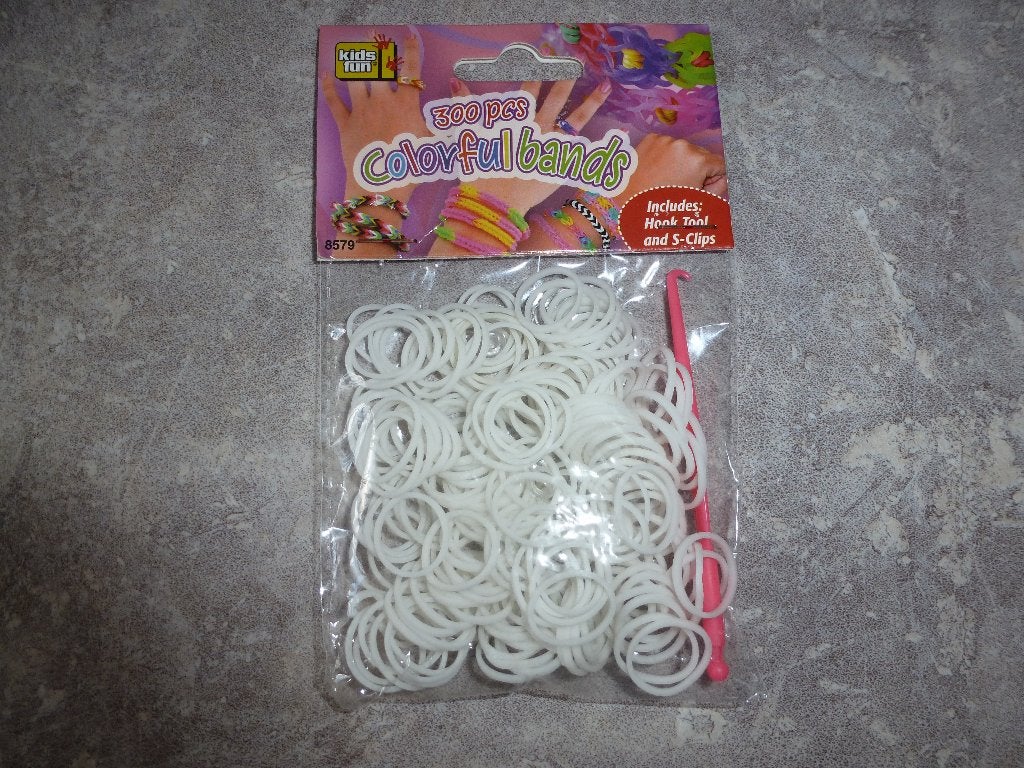 NIEUW 200 witte loom bandjes 5 zakjes voor 8,00, Ophalen of Verzenden, Nieuw