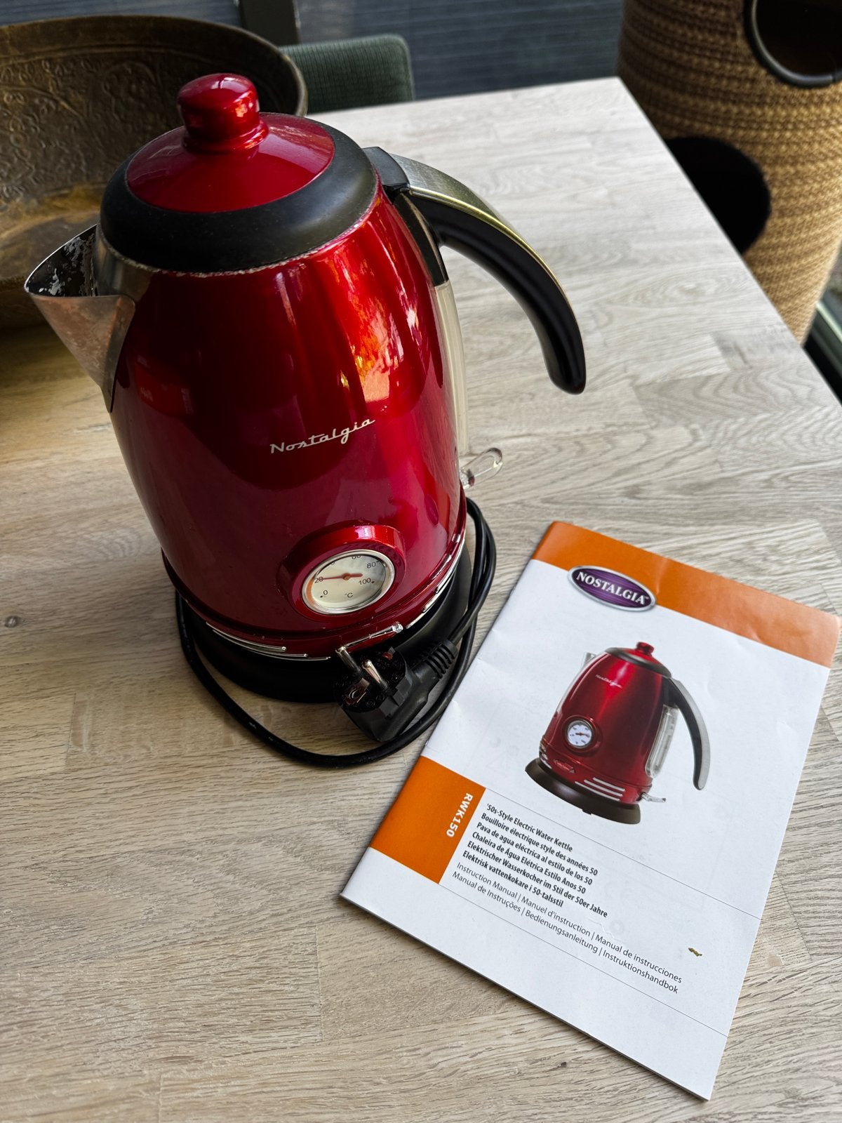 Nostalgia waterkoker - Rood, retro design, 1 tot 2 liter, Ophalen, Gebruikt, Draadloos
