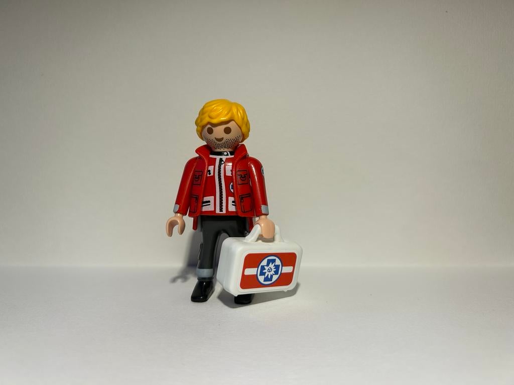 Playmobil Figures Serie 24 - 70939 L (Man), Ophalen of Verzenden, Zo goed als nieuw