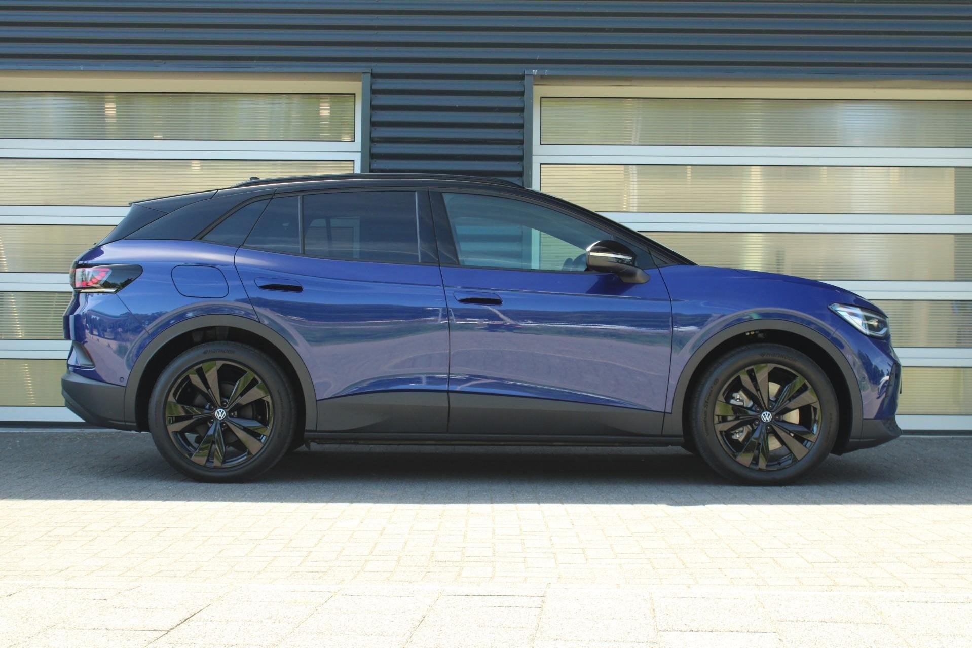 Volkswagen ID.4 286pk Pro Limited Edition Plus 77 kWh | Pano, Auto's, Automaat, 12 maanden, Achterwielaandrijving, Zwart