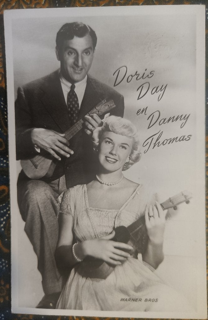 DORIS DAY ANSICHTKAART 12 KAART FOTO VINTAGE retro, Verzenden, 1940 tot 1960, Ongelopen, Sterren en Beroemdheden