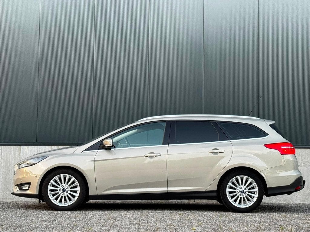 Ford Focus Wagon 1.0 First Edition|IN UITMUNTEND STAAT|DEALE, Auto's, 125 pk, Gebruikt, Euro 6, Automatische klimaatregeling