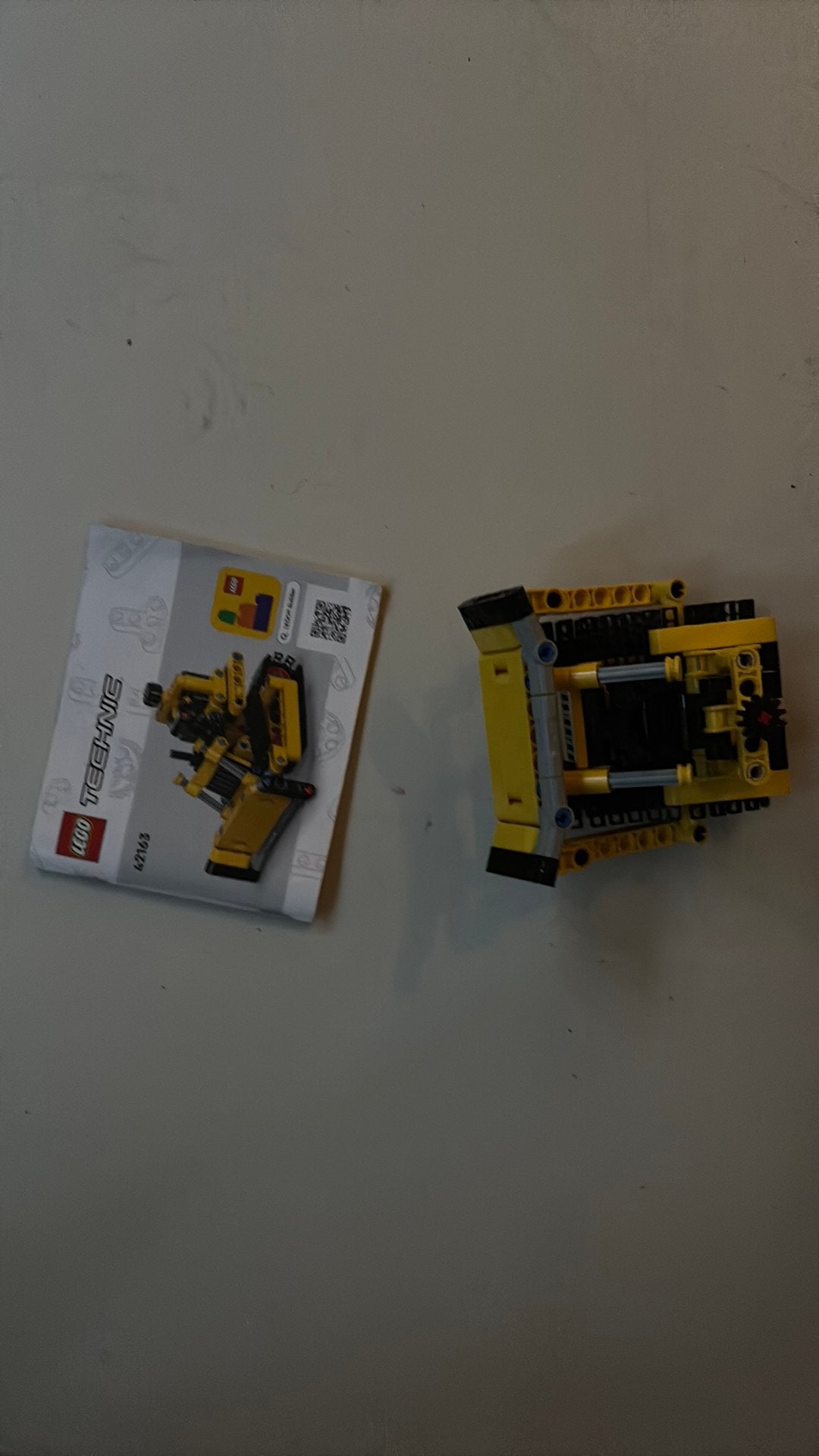 Lego technic 42163 kleine graafmachine, Kinderen en Baby's, Speelgoed | Duplo en Lego, Lego, Compleet, Ophalen of Verzenden, Zo goed als nieuw