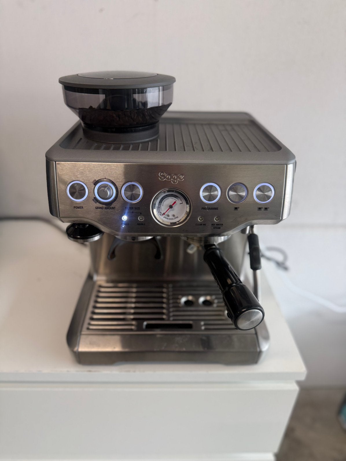 Sage The Barista Express Stainless Steel RVS, Witgoed en Apparatuur, Koffiezetapparaten, Ophalen, Espresso apparaat, Zo goed als nieuw