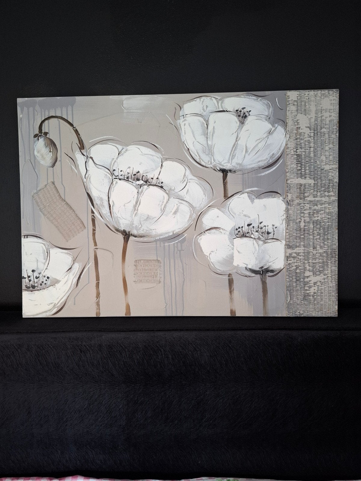 Schilderij Witte Bloemen op Taupe Achtergrond 70x100 cm, Ophalen