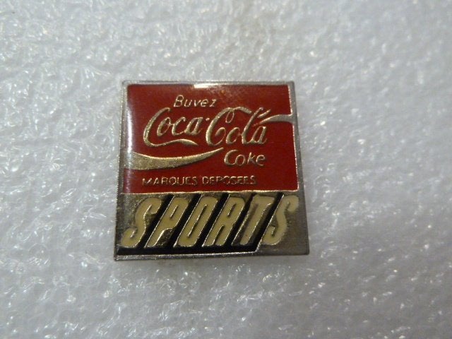 Vintage Coca-Cola Sports Pin, Verzamelen, Ophalen of Verzenden, Gebruikt, Merk, Speldje of Pin
