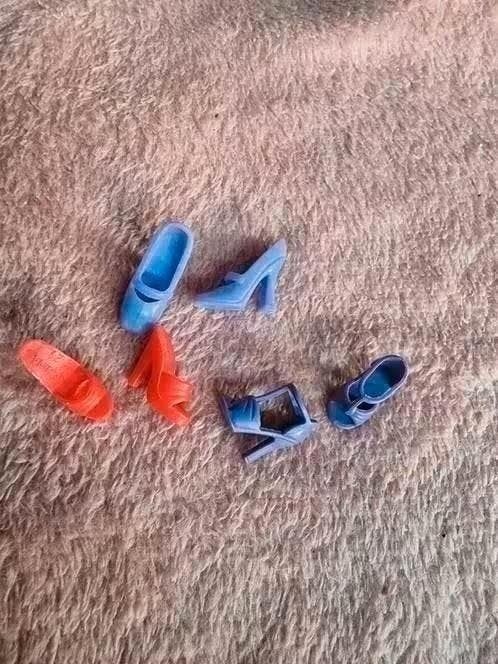 3 paar Barbie schoentjes - diverse kleuren, Ophalen of Verzenden