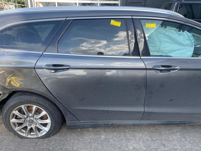 Portier 4Deurs rechts-achter van een Ford Mondeo (ND), Gebruikt, -, Deur, -
