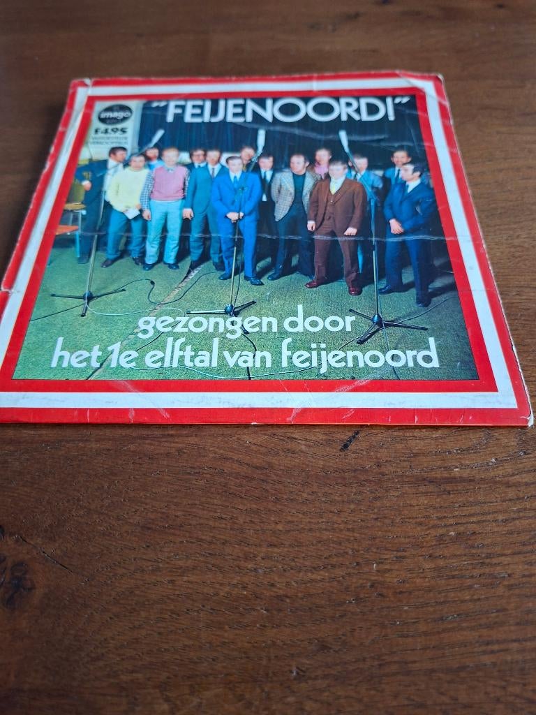 Feijenoord, gezongen door het 1ste elftal, Gebruikt, 7 inch, Single, Ophalen of Verzenden