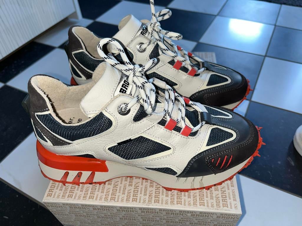 Bronx sneakers maat 38 - Zo goed als nieuw, Wit, Ophalen of Verzenden, Sneakers of Gympen, Zo goed als nieuw