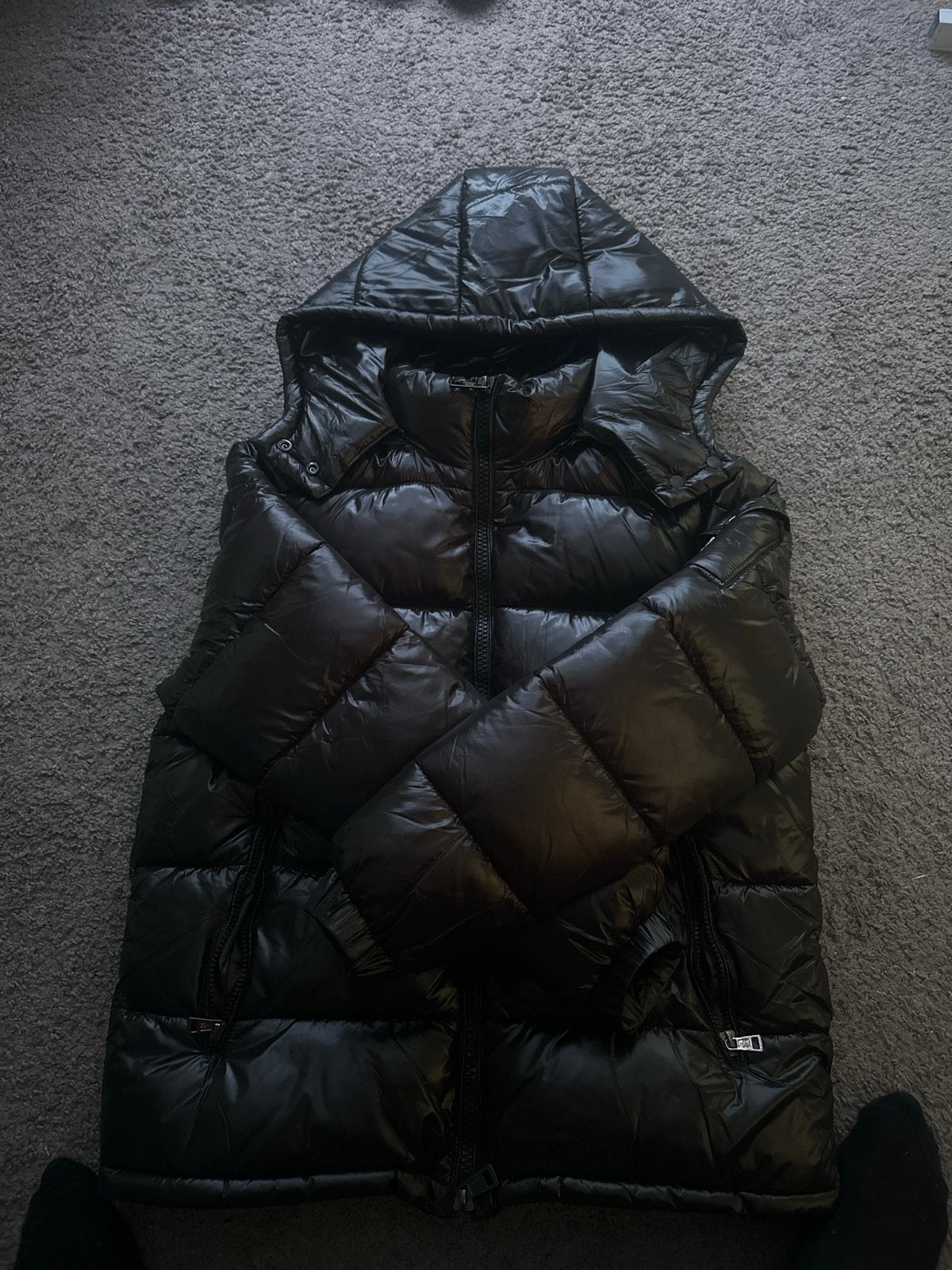 Moncler maya | S, Ophalen, Zo goed als nieuw, Maat 46 (S) of kleiner, Zwart