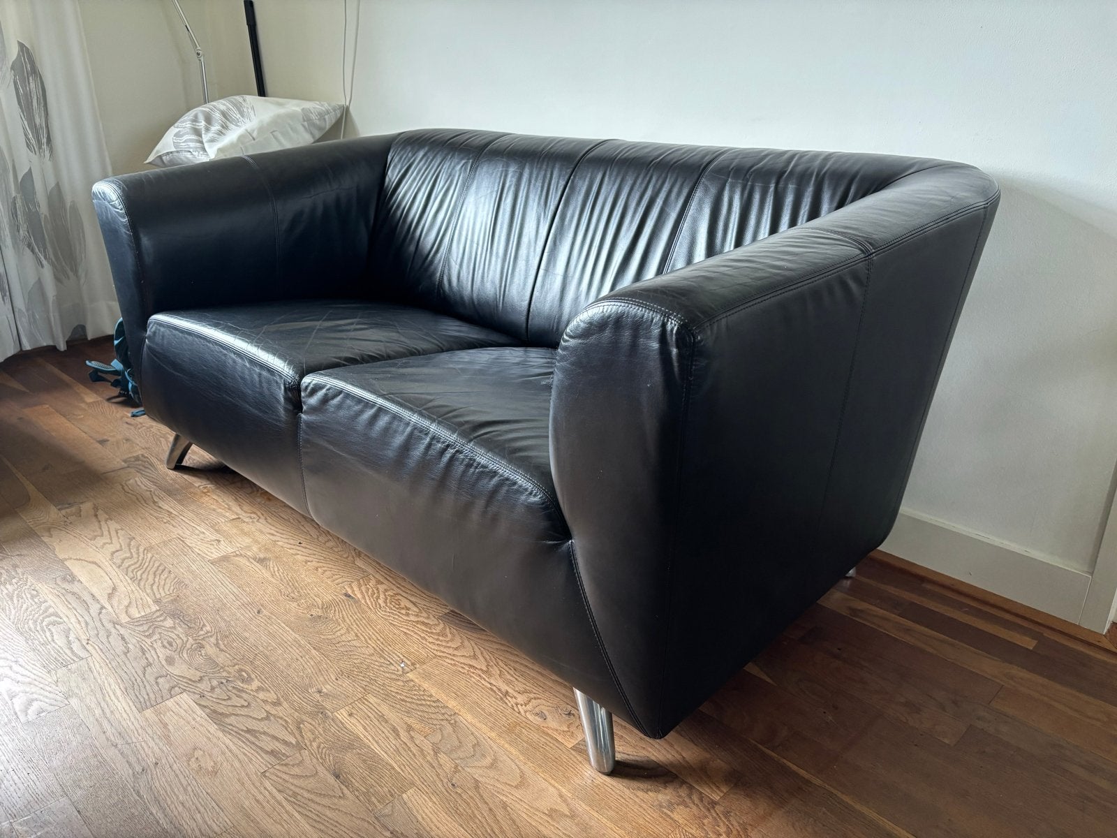 Nette leren bank - 175x90x75 cm - Zonder beschadigingen, Ophalen, 150 tot 200 cm, Tweepersoons, Zo goed als nieuw