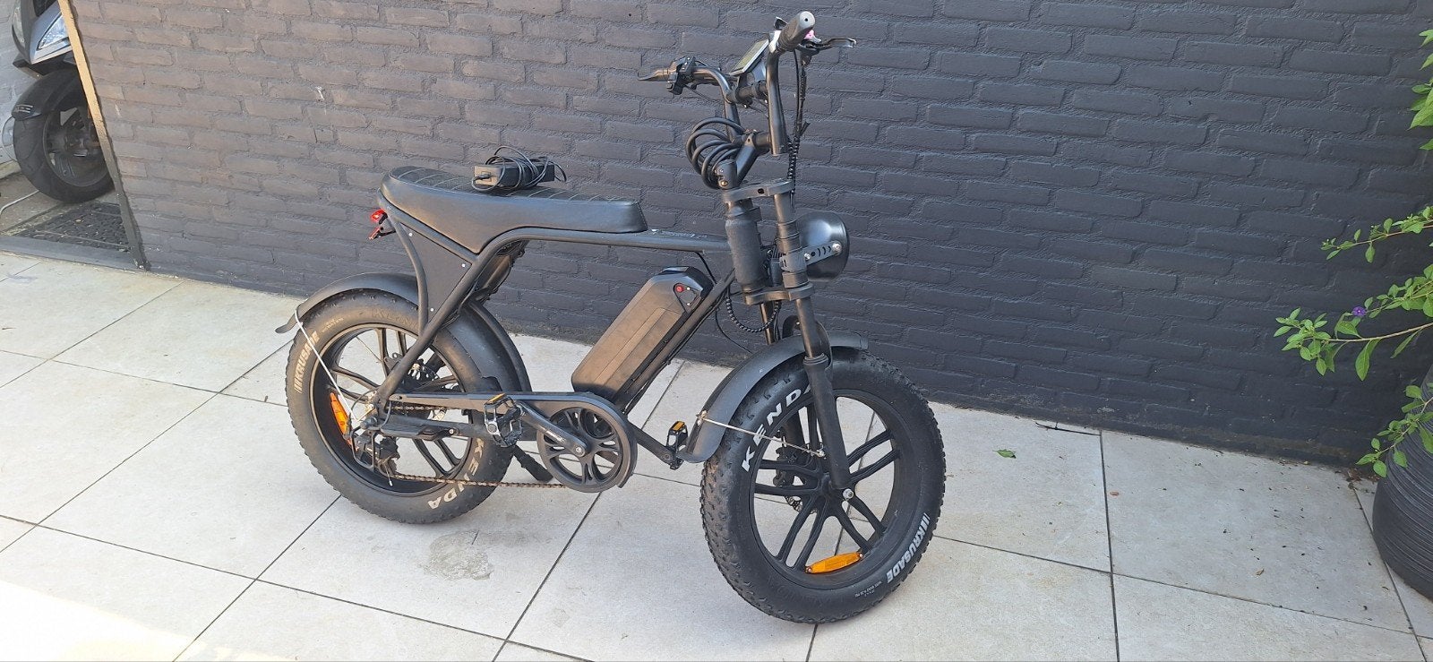 fatbike v8 te koop, 59 cm of meer, Ophalen, Zo goed als nieuw, Overige merken