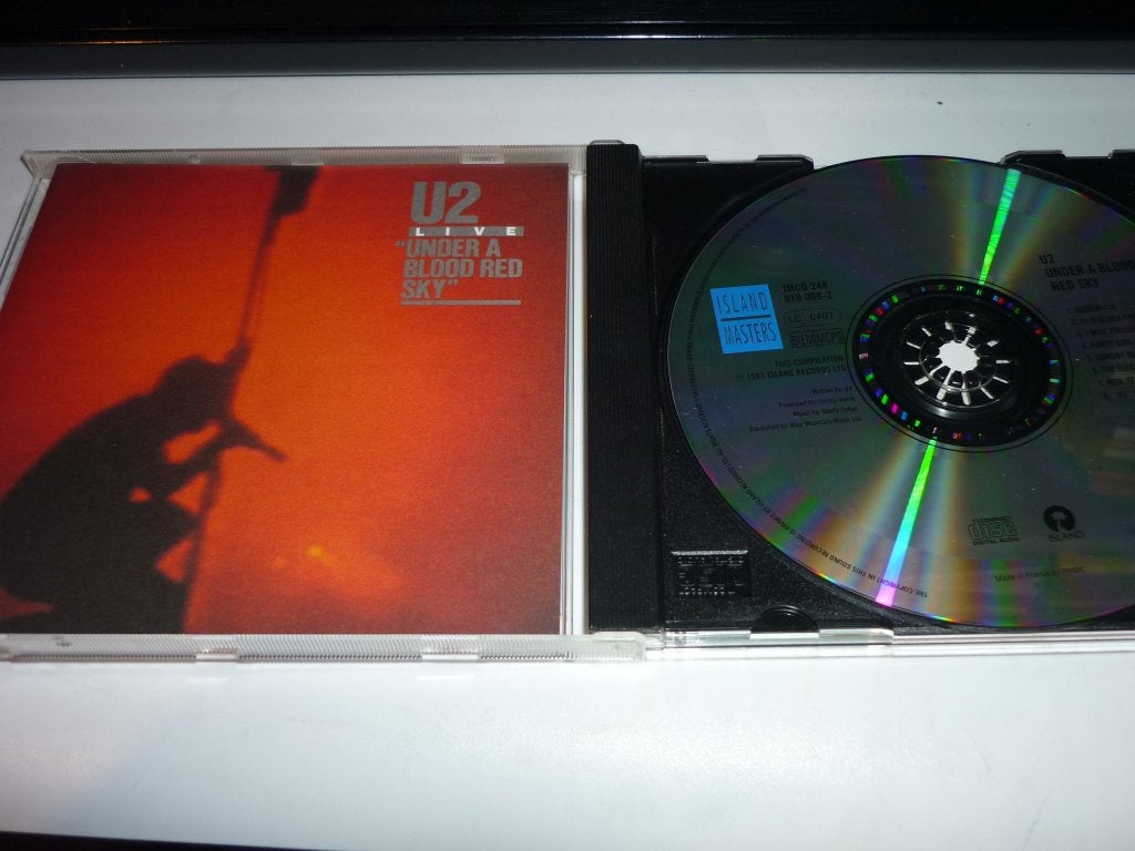 U2 - Under a Blood Red Sky (Live Album CD), Ophalen of Verzenden, Zo goed als nieuw, Live-album, Classic Rock