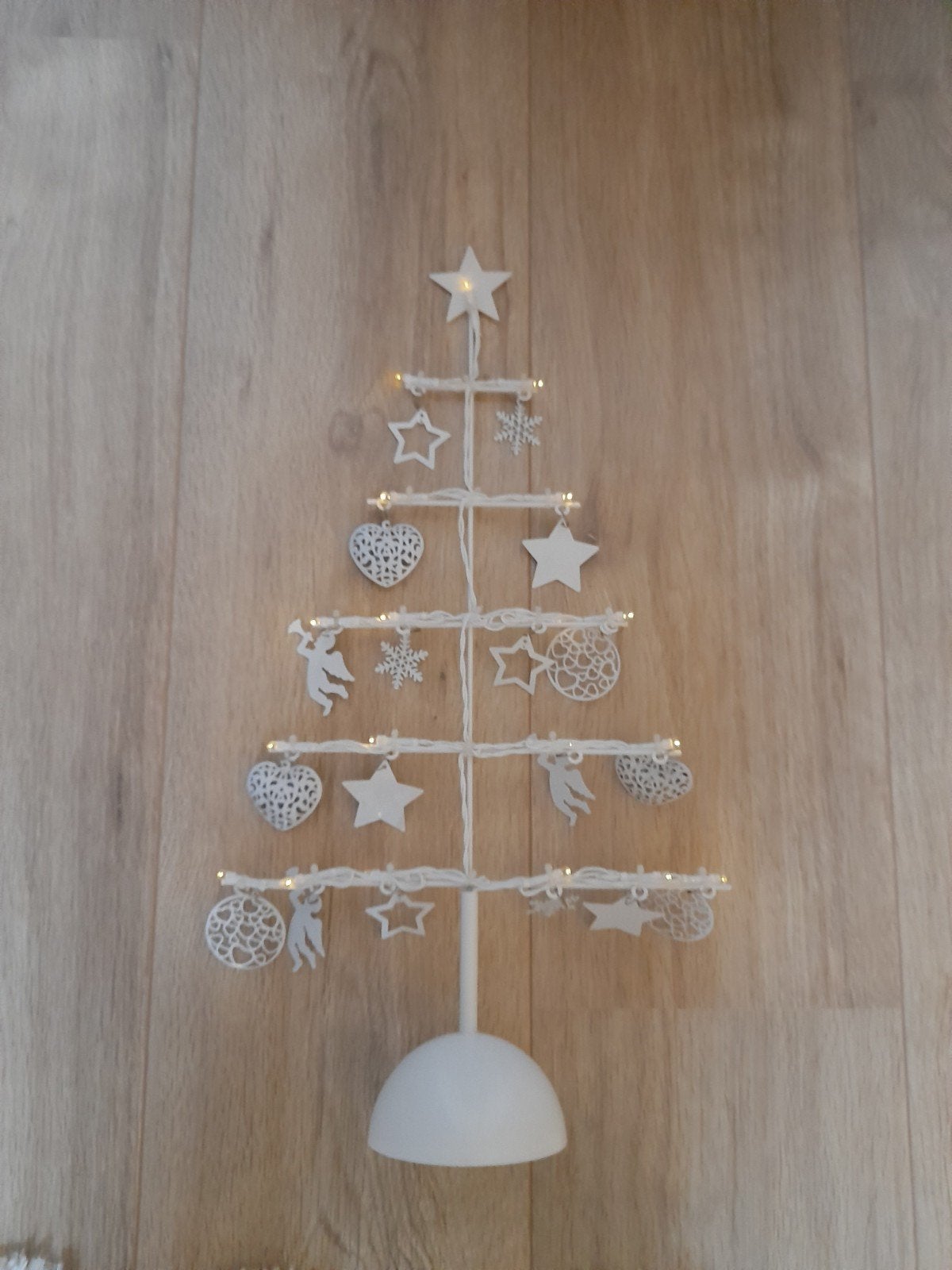 Leuk kerstboompje met lampjes en kersthangertjes, Ophalen of Verzenden, Zo goed als nieuw