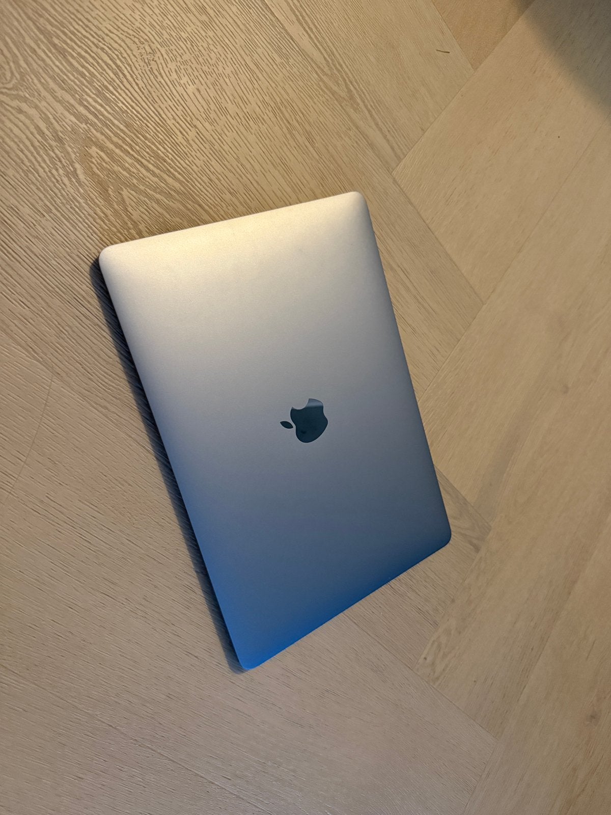 Macbook Air 2020, Computers en Software, Apple Macbooks, Ophalen, 13 inch, Minder dan 2 Ghz, Zo goed als nieuw