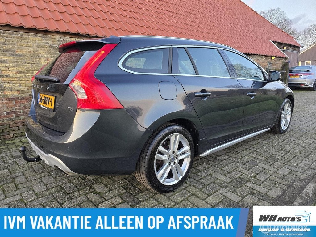 Volvo V60 1.6 T4 Summum 180pk | Xenon | open dak| Trekhaak, Auto's, Volvo, Voorwielaandrijving, 15 km/l, Gebruikt, 4 cilinders