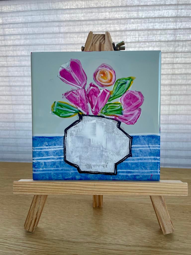 Uniek Handbeschilderd Tegeltje 15x15 cm VAAS MET TULPEN 🌷🌷, Ophalen of Verzenden