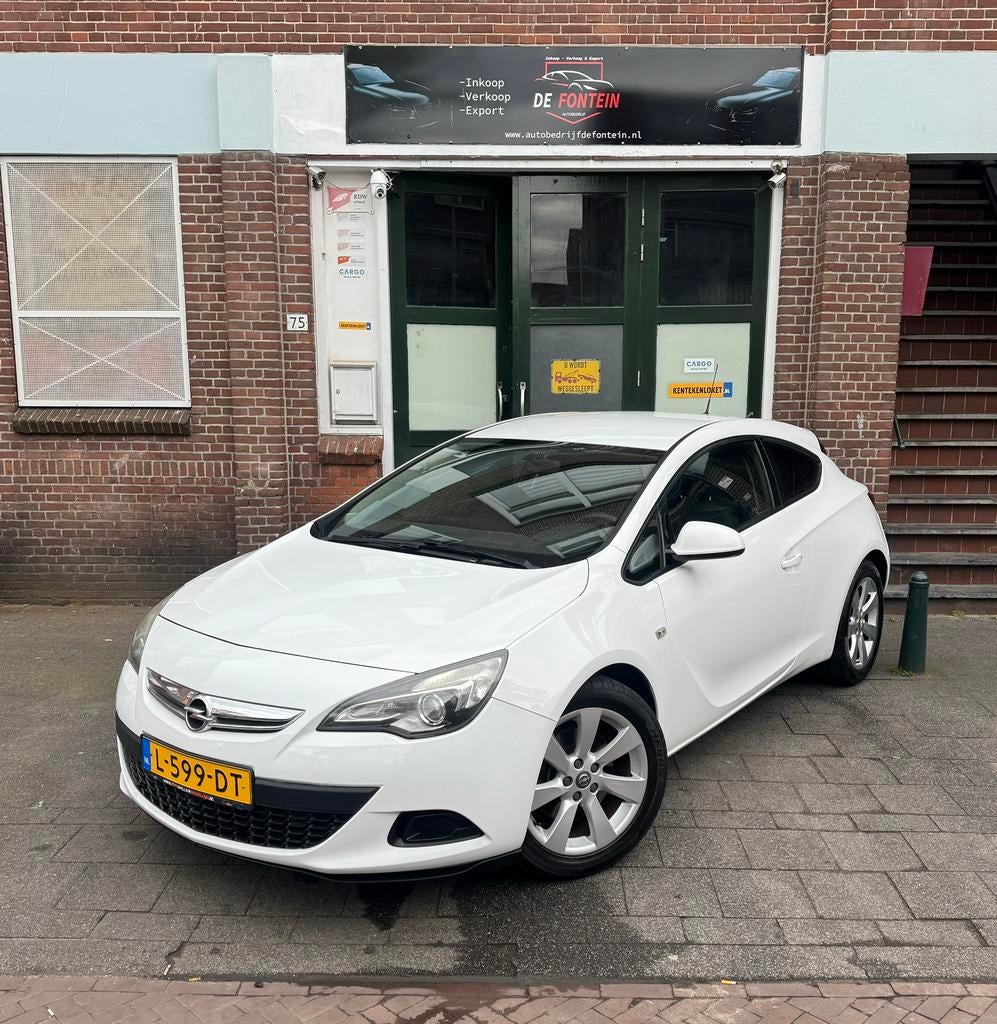Opel Astra 1.4 Turbo 88KW GTC 2012 Airco/Nieuwe APK/Boekjes, Voorwielaandrijving, 1350 kg, Stof, Zwart