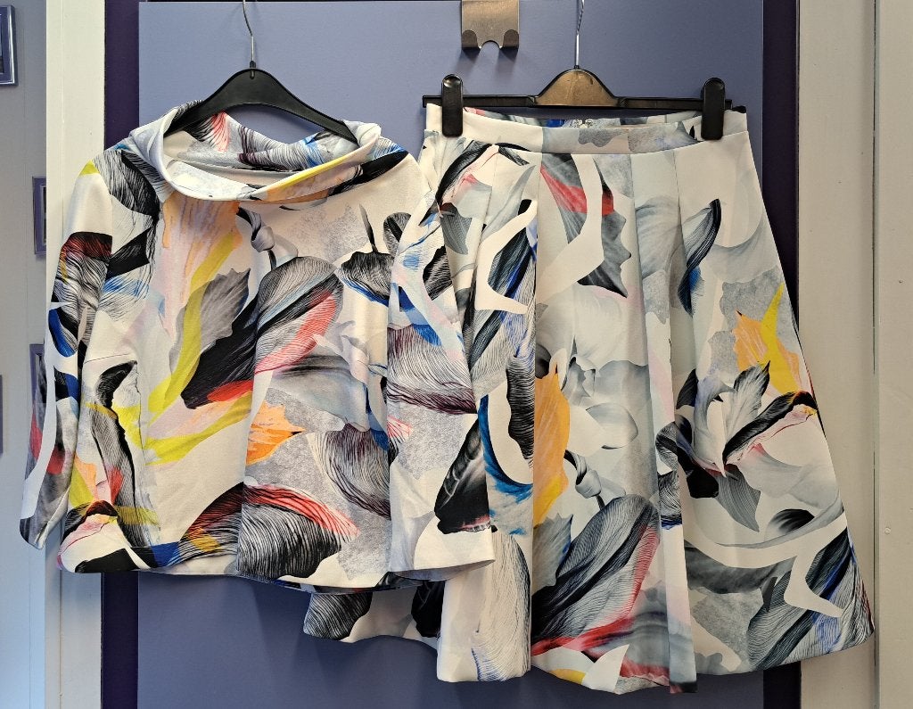 Steps set: Rok + Shirt/top wit en kleurrijke veren S-M 44770, Maat 38/40 (M), Kostuum of Pak, ., Wit