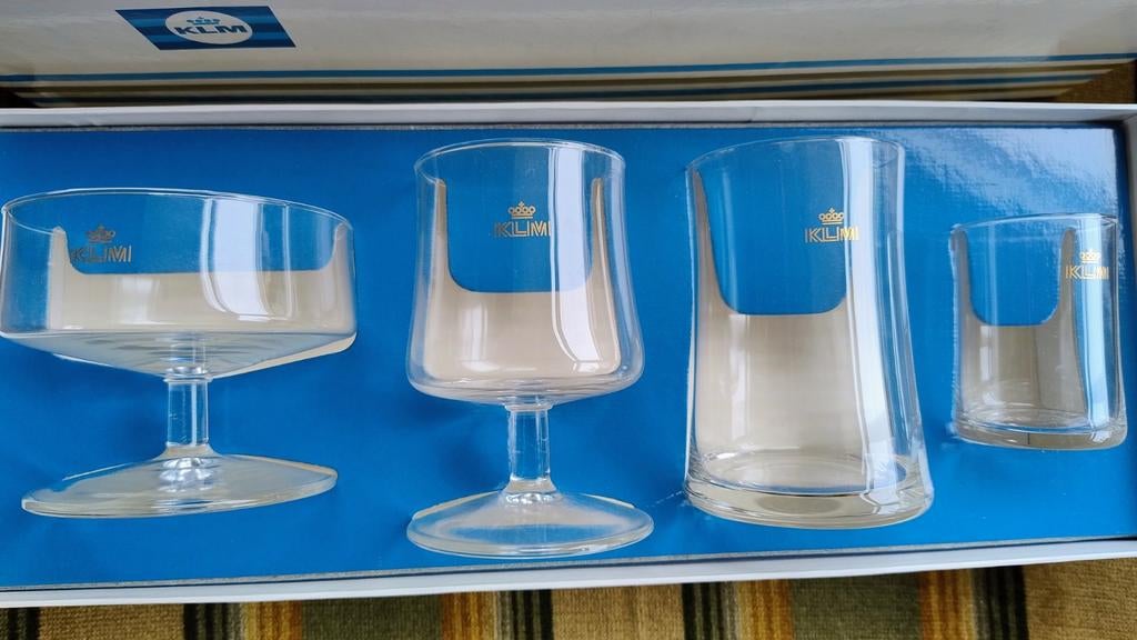 Vintage KLM Glazen set (1969, 50 jarig jubileum), Ophalen