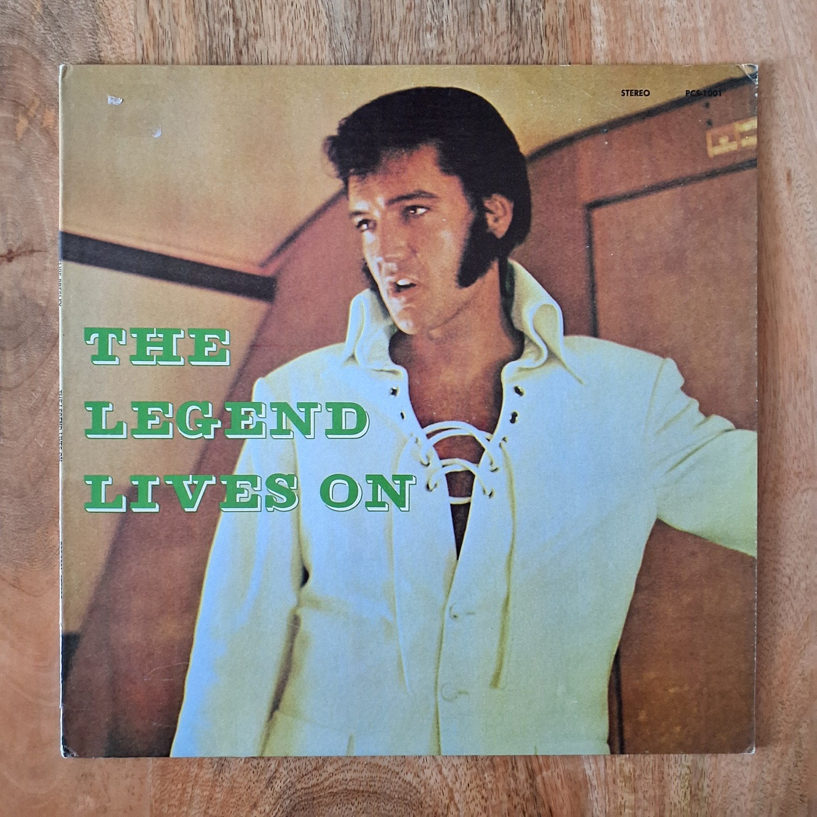 Elvis Presley the legend lives on (bootleg lp), Ophalen of Verzenden