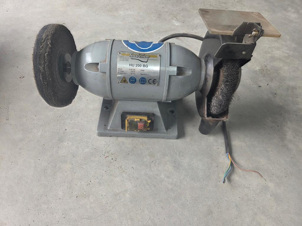 Huvema Slijp/polijstmachine, Ophalen, Gebruikt, Minder dan 700 watt, Werkbankslijpmachine